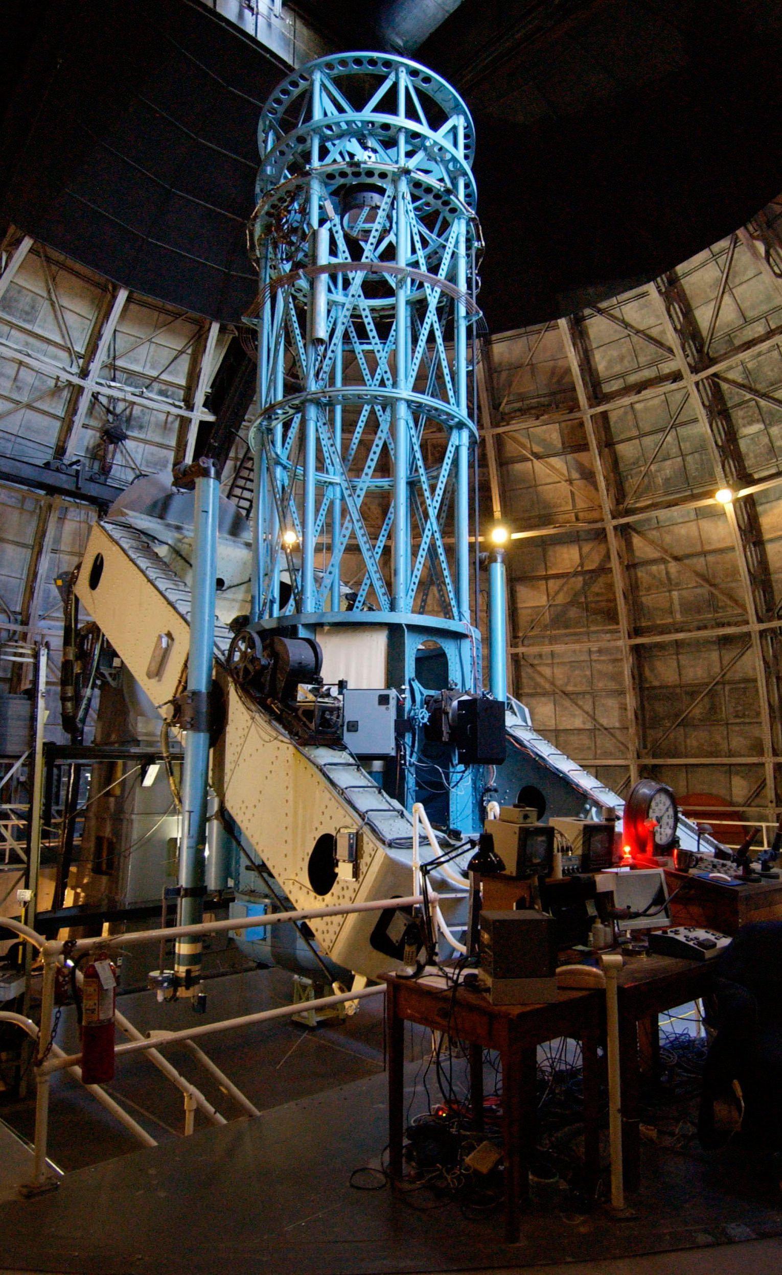 The 100 inch (2.5 m) Hooker telescope at Mount Wilson Observatory near Los Angeles, California. This is the telescope that Edwin Hubble used to measure galaxy redshifts and discover the general expansion of the universe. Credit: Andrew Dunn