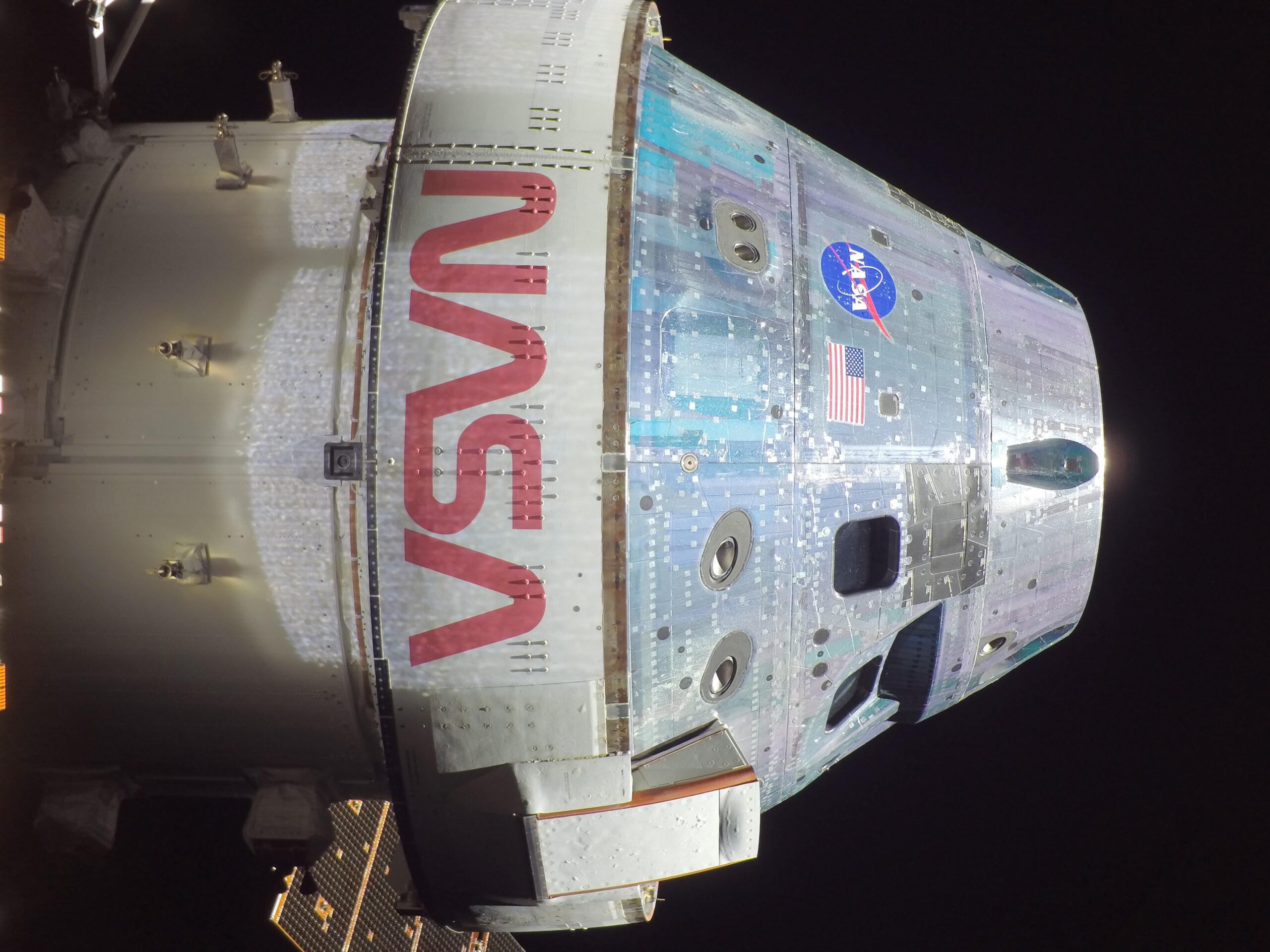orion spacecraft selfie